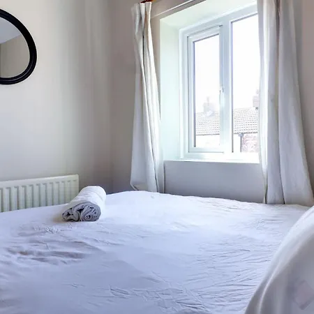 Comfortable 2-bed In By Mcpi Hosting, Ideal For Contractors With Free Wifi & Parking